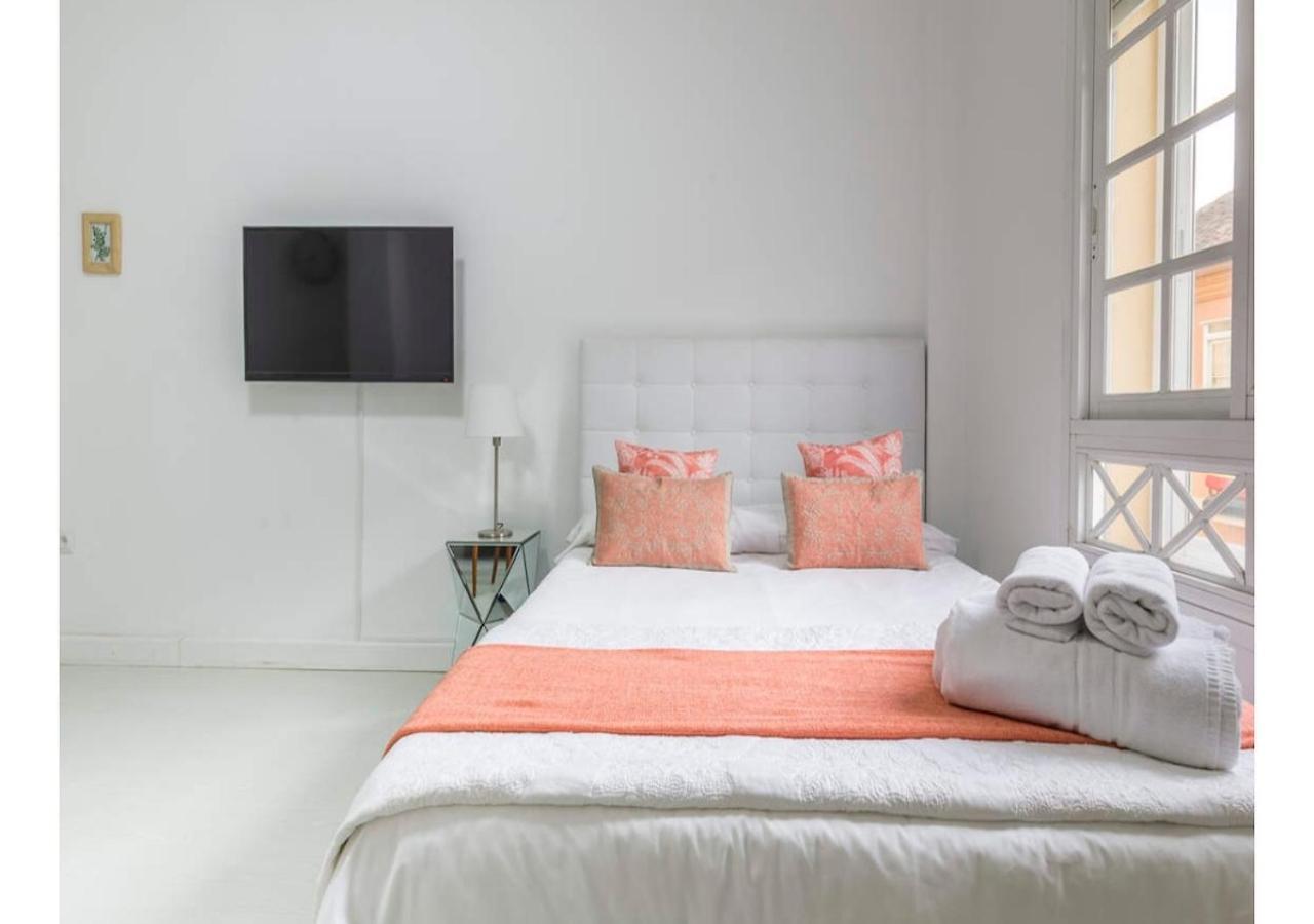 Lovely Studio At The City Heart! Màlaga Exteriér fotografie